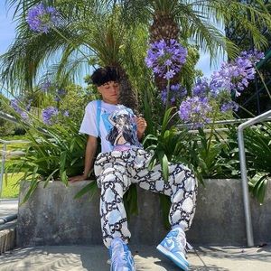 Meet your Posher, Bella